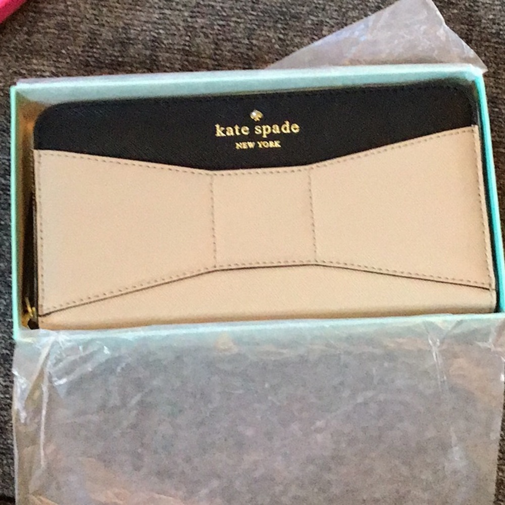 Kate spade wallet